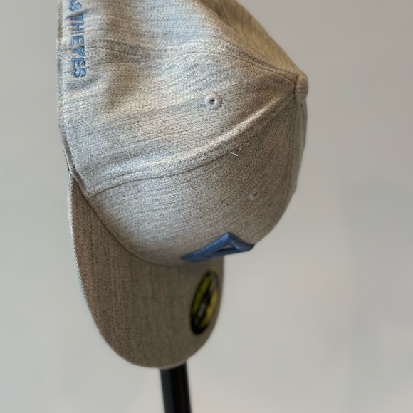 Thick as Thieves Signature Logo 3D Embroidered, 210 Fitted Cap, Gray & Blue - Picture 2 of 9